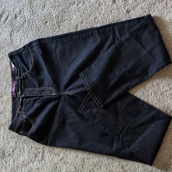 Gloria Vanderbilt Denim - Gloria Vanderbilt Amanda Dark Denim Straight Leg Jeans Size 10 Long